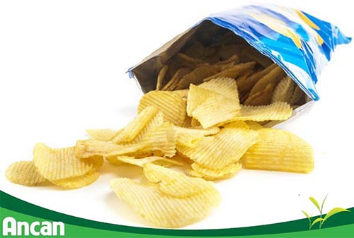 Nguy cơ ung thư dạ dày ở trẻ em nếu thường xuyên ăn 10 đồ ăn sau 9