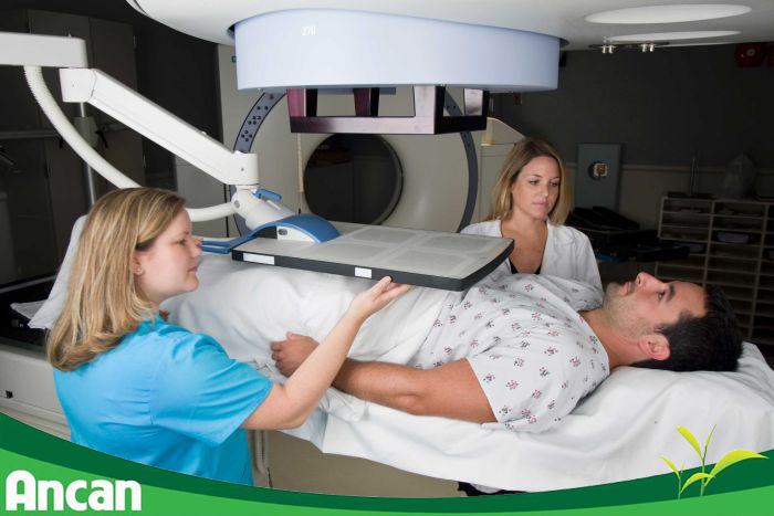 Phẫu thuật là phương pháp điều trị phổ biến dành cho những bệnh nhân mắc bệnh giai đoạn đầu 4