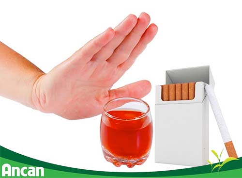 benh-nhan-ung-thu-thuc-quan-nen-va-khong-nen-an-gi-4