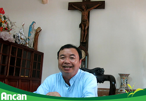 Ung thư tuyến giáp không còn là nỗi lo sợ của cha xứ Nguyễn Văn Đoàn 1