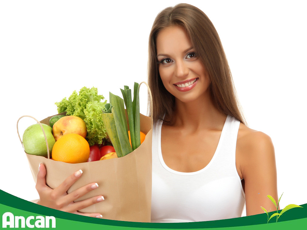 Bệnh nhân ung thư vòm họng nên và không nên ăn gì? 1