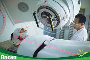 6 tác dụng phụ có thể gặp khi điều trị ung thư bằng xạ trị