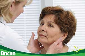 Bệnh ung thư tuyến giáp có lây không?